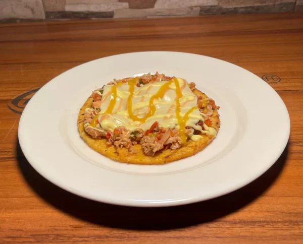 Arepa con pollo -CP-