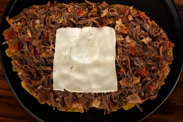 Patacón sencillo con carne -WM-